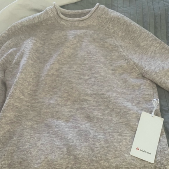 Lululemon Sweater - Picture 4 of 6